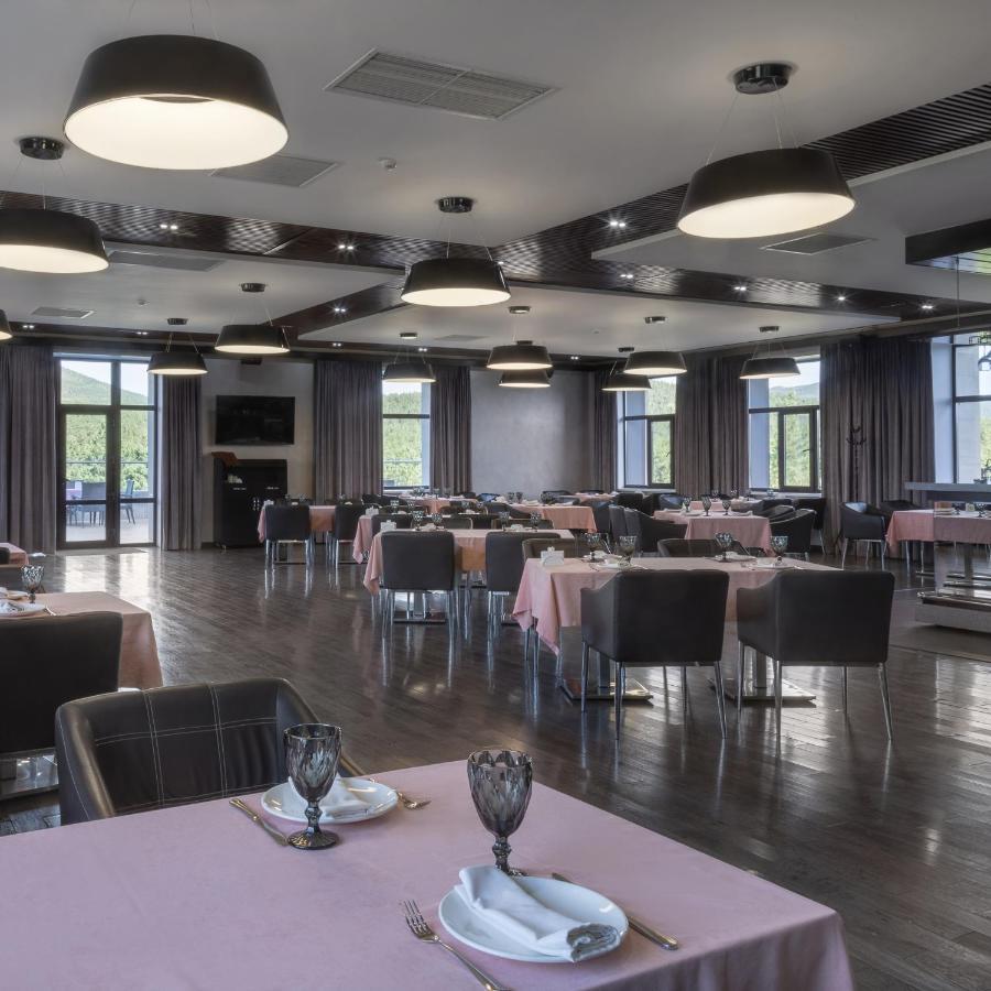 Park House Hotel Barmashino Eksteriør billede
